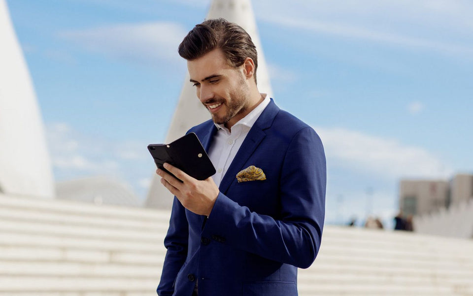 iDeal Of Sweden Black Magnet Wallet Case for Apple iPhone XS Max - IDMWP-I1865-01