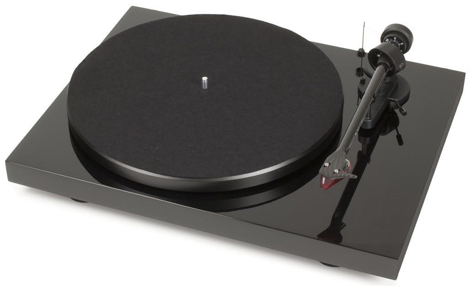 Pro-Ject Debut Carbon DC Black Turntable - DCARBONDCBLK