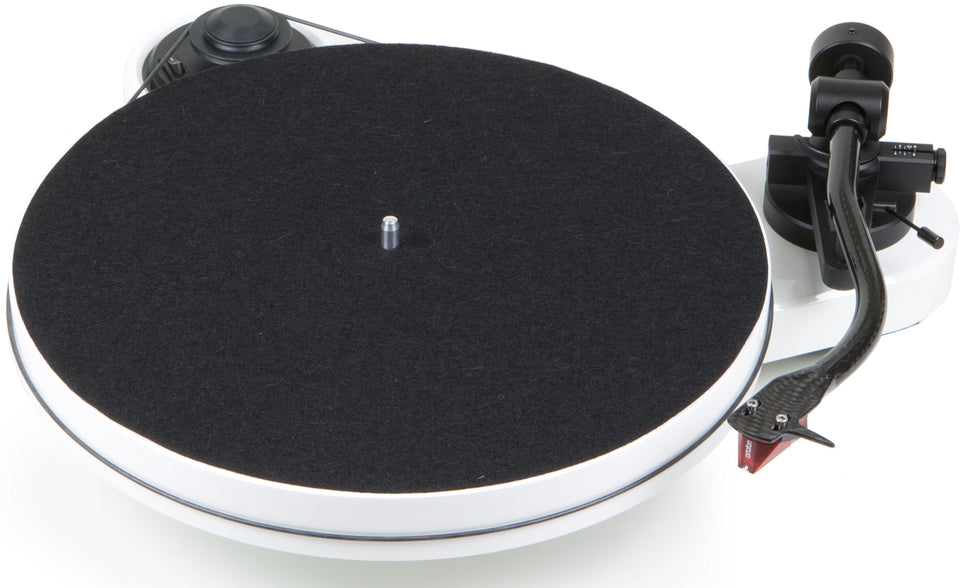 Pro-Ject RPM 1 Carbon White Turntable - RPM1CARBONWHT